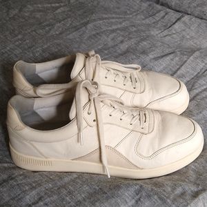 Everlane Court Sneakers